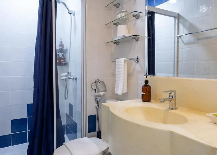 Relax & Wfh In Vibrant & Cozy Greenbelt With Pool *